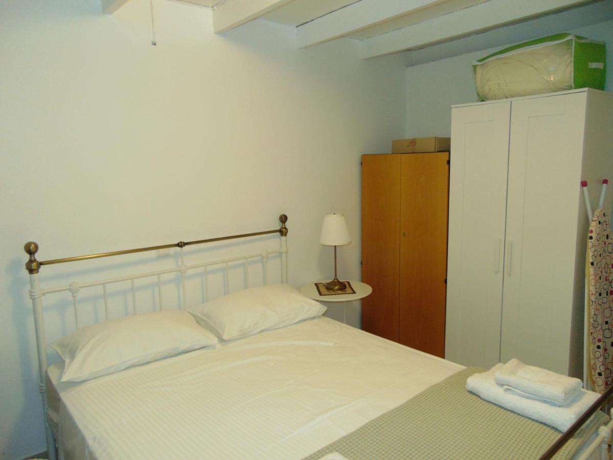 Danezis Sea Stars Villas Sými Esterno foto
